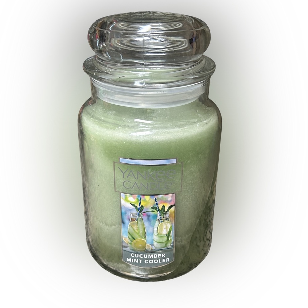 NWT Yankee Candle Cucumber Mint Cooler Large Jar Candle - Light Green